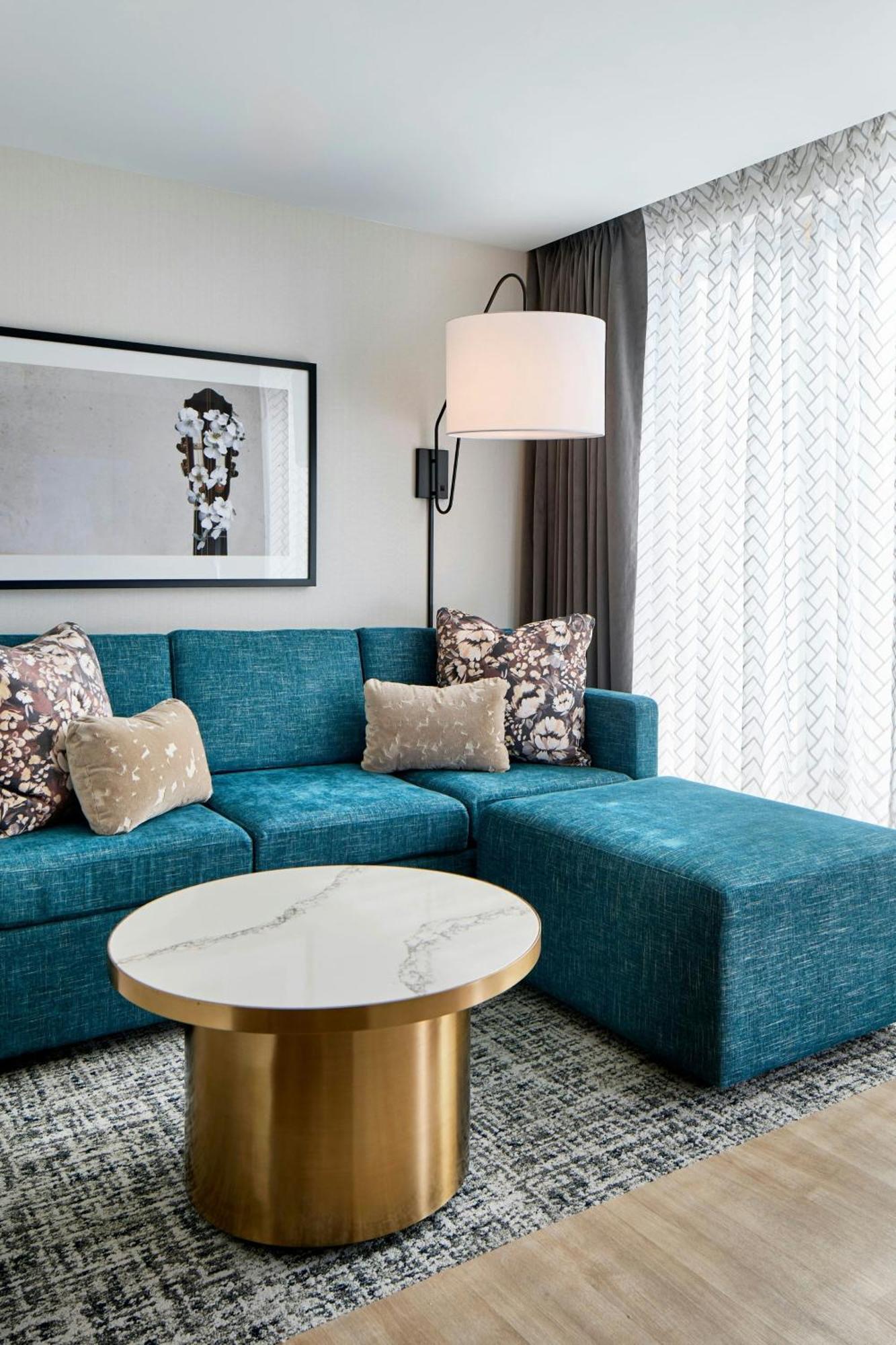 By Marriott Downtown/convention Center 3*